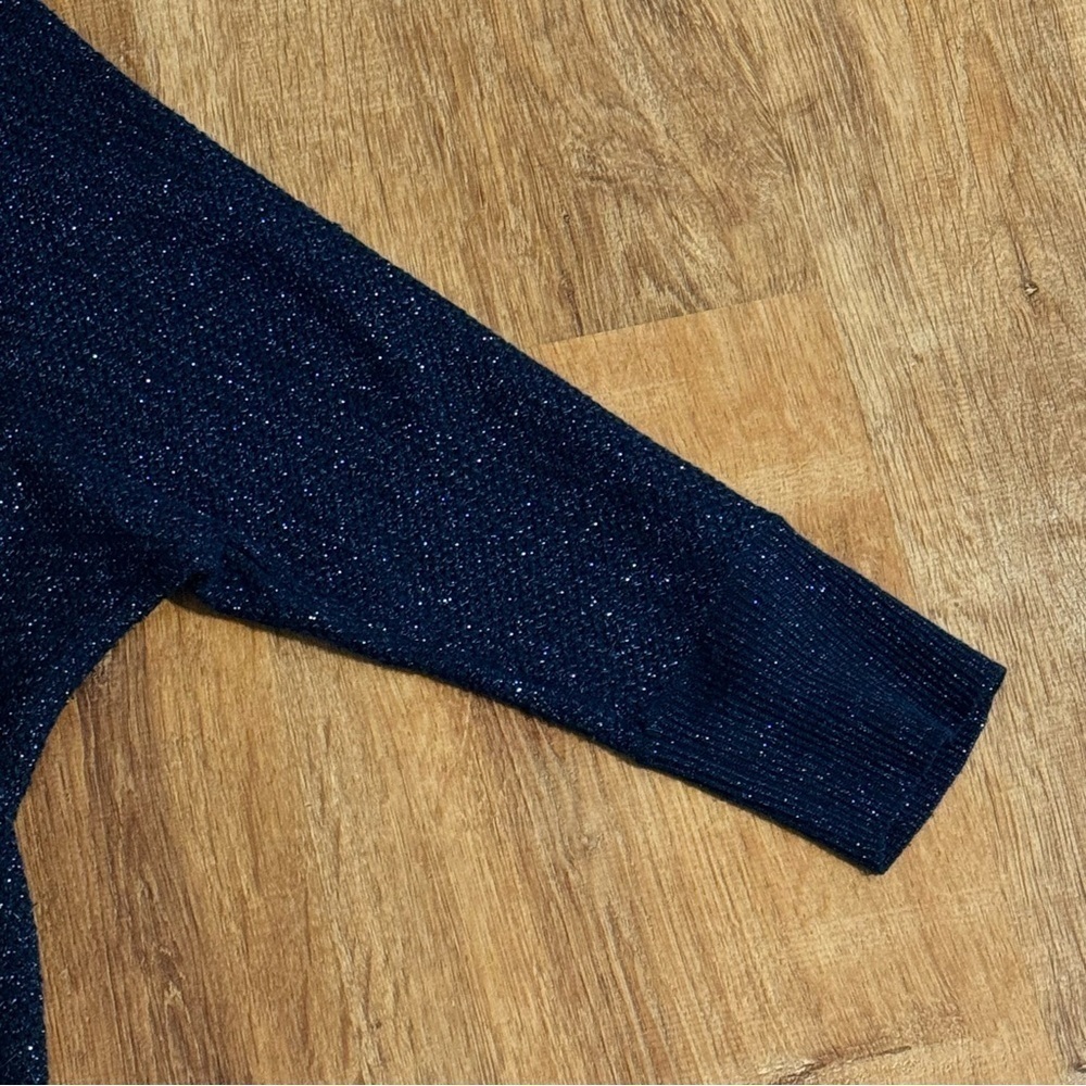 Lightweight Knit Dark Blue Top - Picture 9 of 11